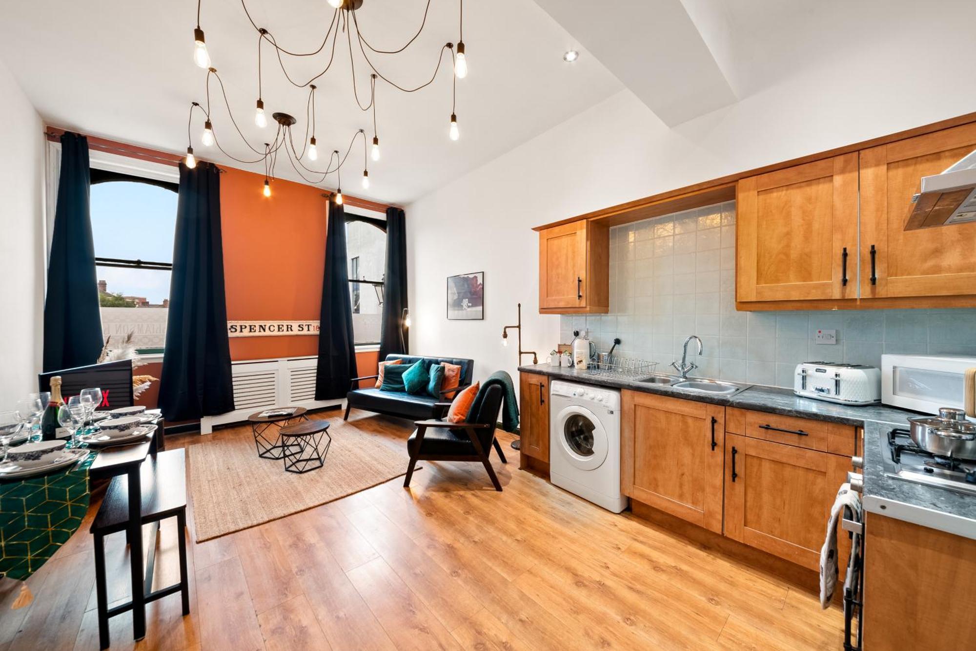 Spacious Birmingham City Apartment Extérieur photo