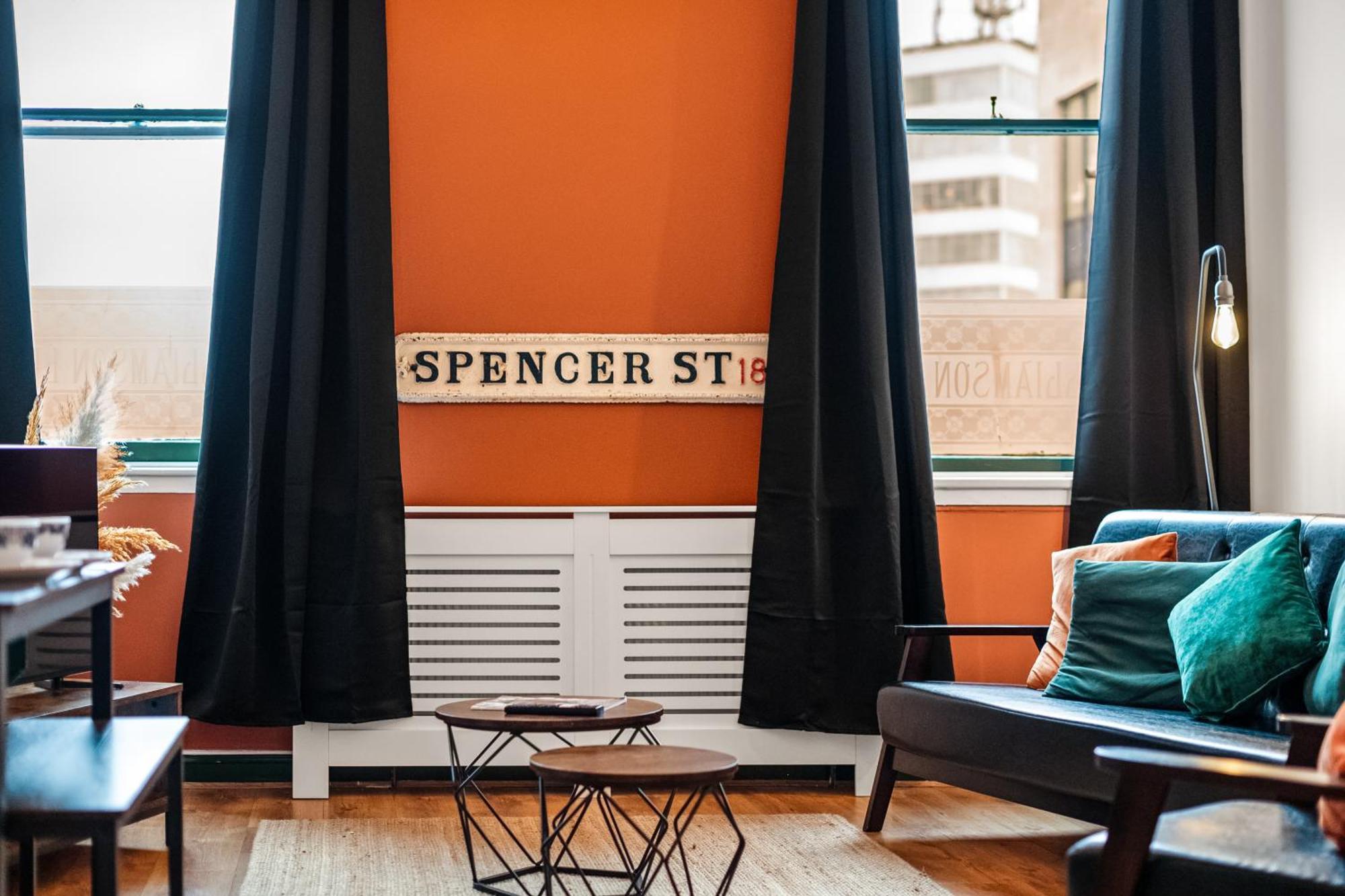 Spacious Birmingham City Apartment Extérieur photo